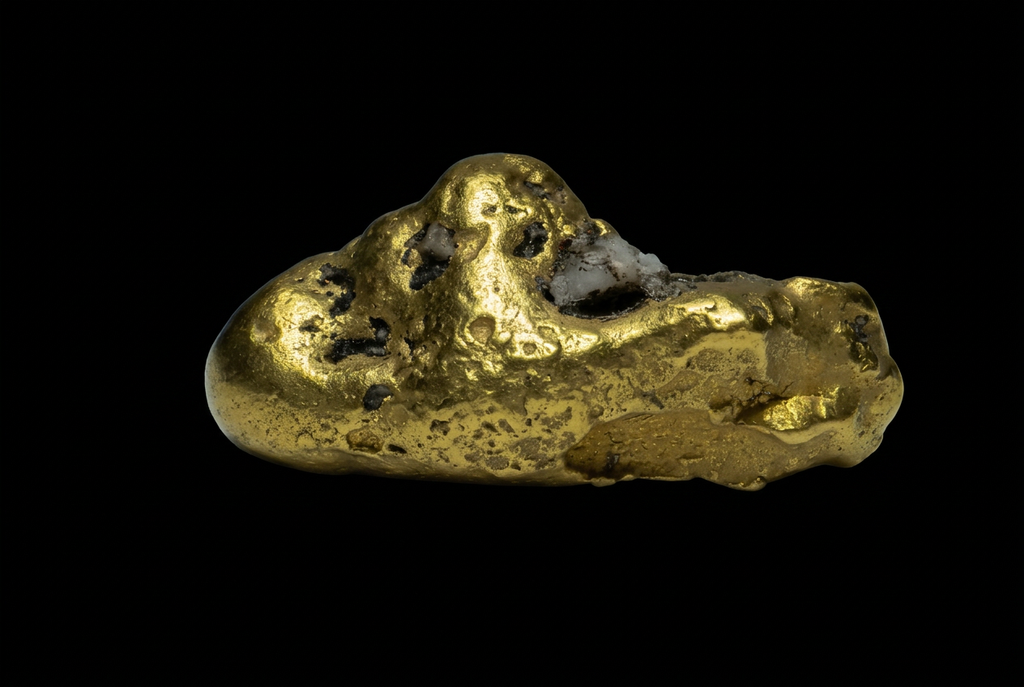 6.78 gram Trinity Ca. Gold Nugget Specimen w/Quartz