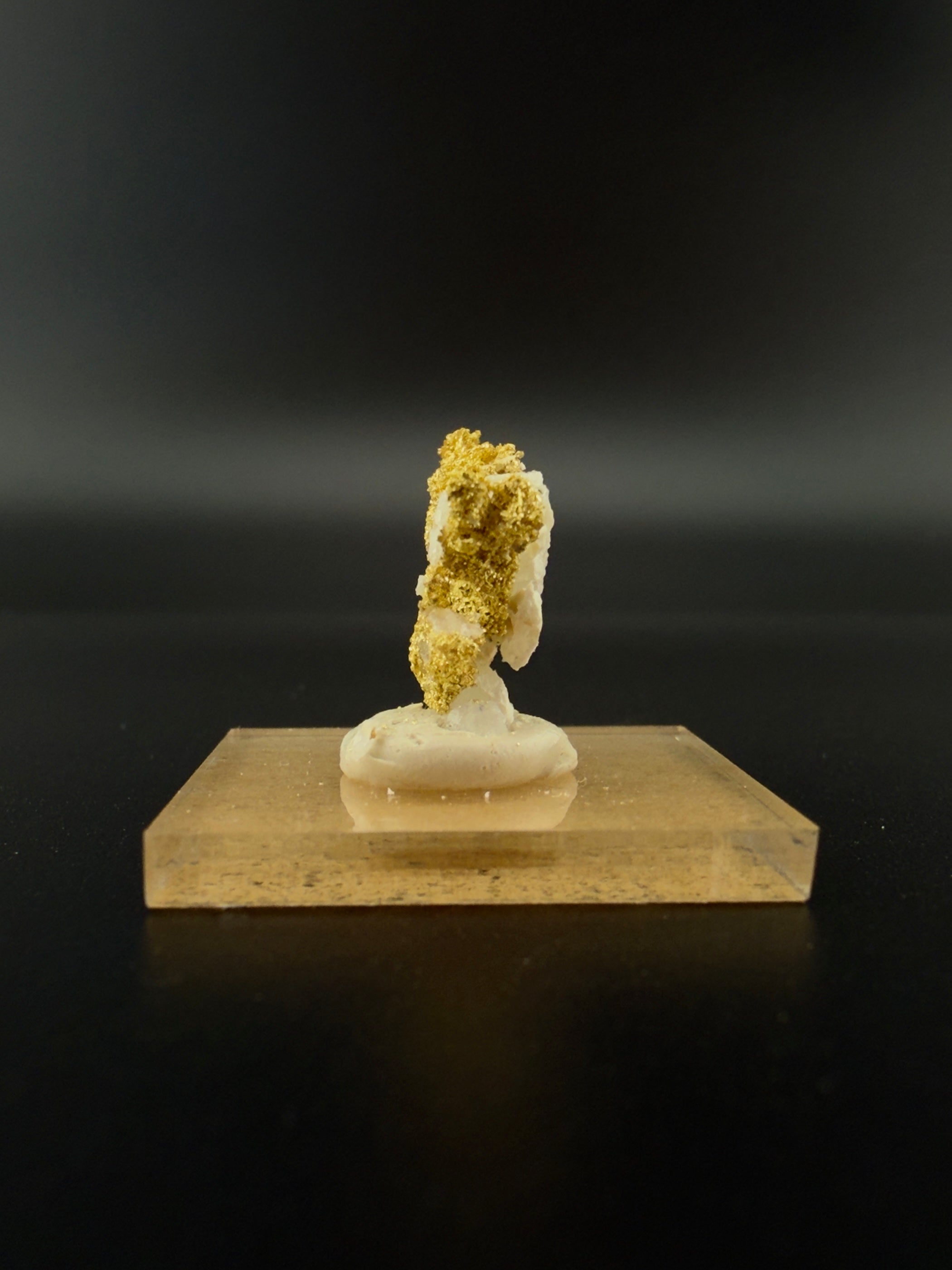 Natural Sponge Gold on Quartz Specimen - Idaho - 2.173g