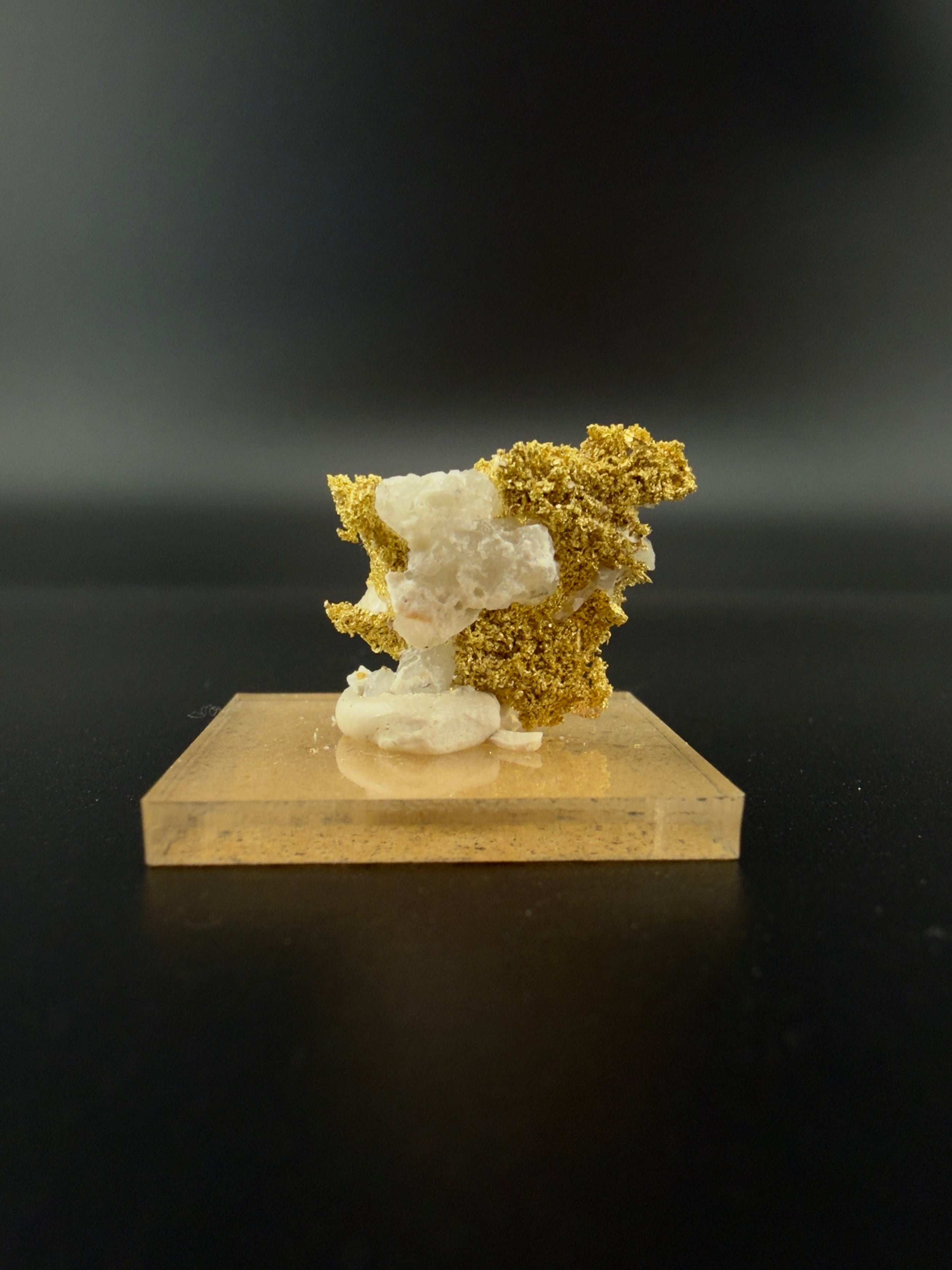 Natural Sponge Gold on Quartz Specimen - Idaho - 2.173g