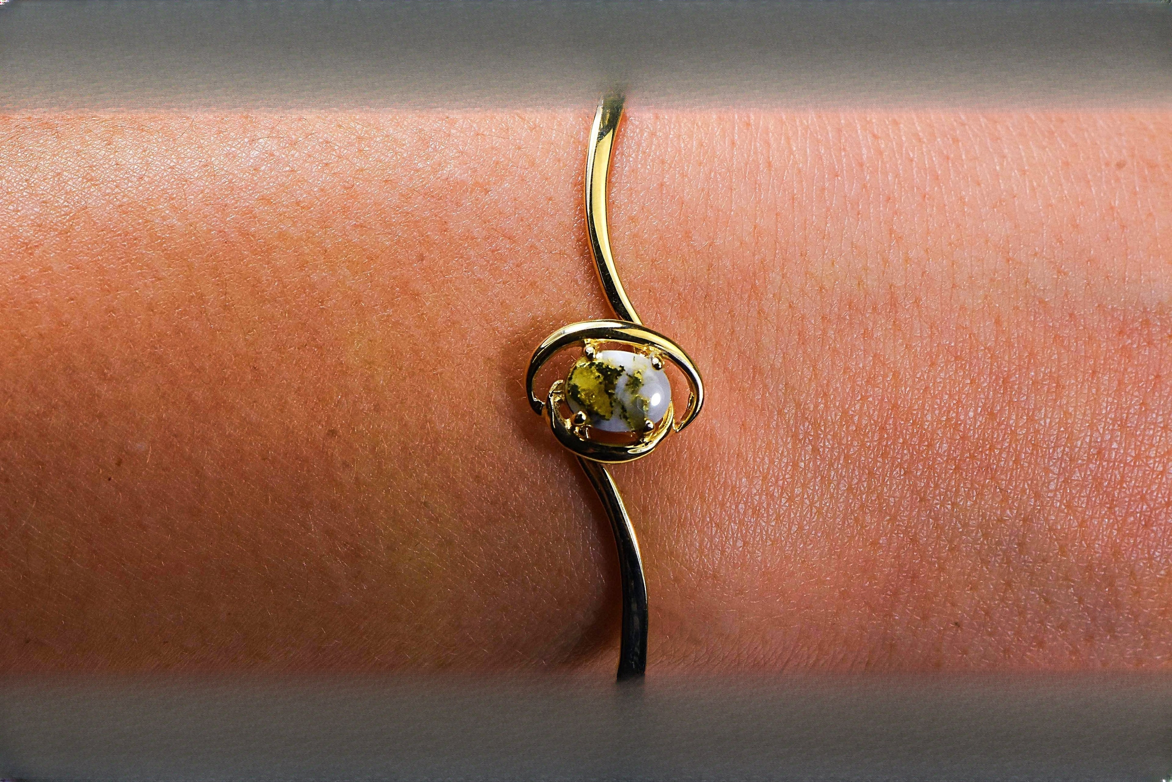 Gold Quartz Bracelet "Orocal" BBWN805Q Genuine Hand Crafted Jewelry - 14K Gold Casting