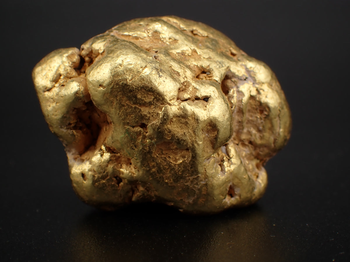 Chicken Alaska natural gold nugget weighing 43.269 grams, first view
